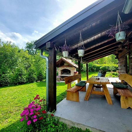 Holiday Home The Hive Slunj Esterno foto