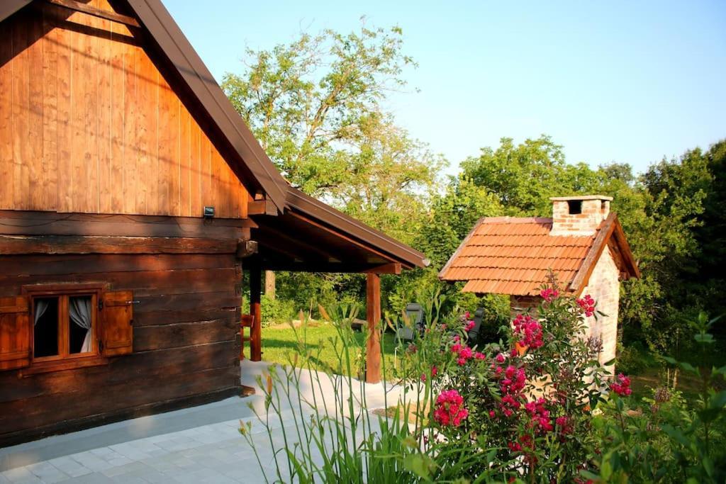 Holiday Home The Hive Slunj Esterno foto